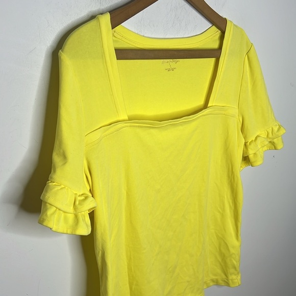 LILLY PULITZER Calla Yellow Square Neck Ruffle Sleeve Short Sleeve T Shirt - Picture 3 of 11